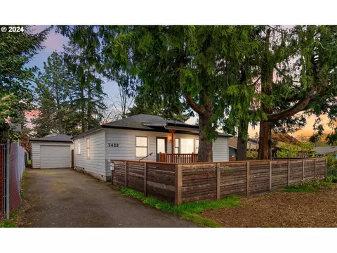 7425 SE Harney St, Portland, OR 97206