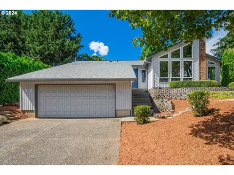 4206 Riverview Dr, West Linn, OR 97068