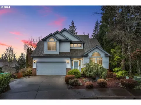 15935 SE Celsiana Ct, Damascus, OR 97089
