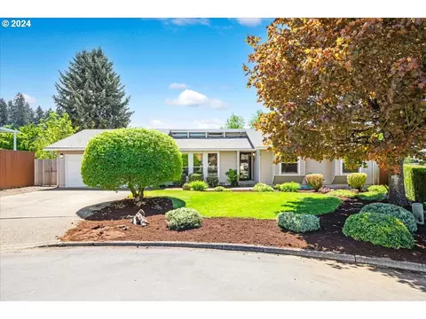 2105 NE 154th Cir, Vancouver, WA 98686