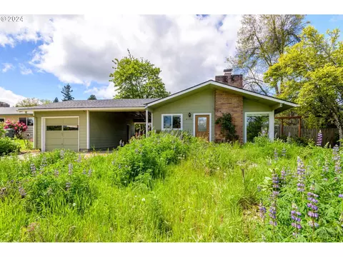 4120 Pearl St, Eugene, OR 97405