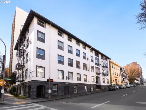1104 SW Columbia St #402, Portland, OR 97201