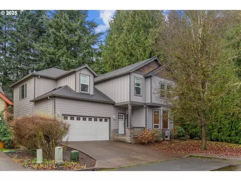 9042 SW Blackoaks Ln, Tigard, OR 97224