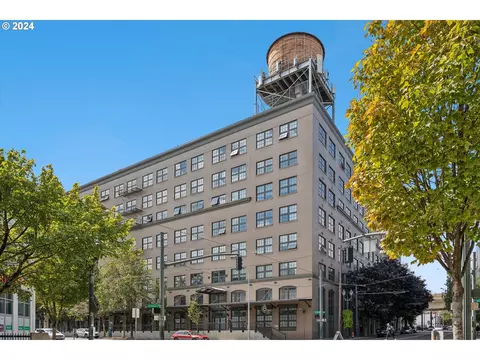 1420 NW Lovejoy St #711, Portland, OR 97209