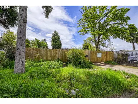 1520 W 5th Ave, Eugene, OR 97402