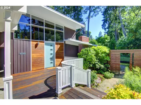 3750 Key Ct, Eugene, OR 97405