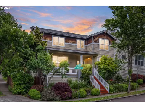 10993 SW Washington St, Portland, OR 97225