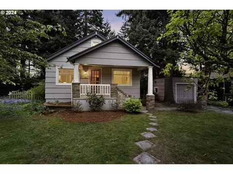 7420 SE Grant St, Portland, OR 97215