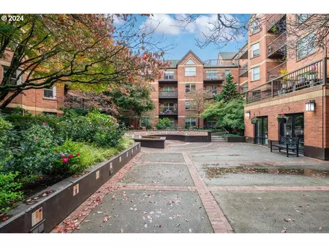 1500 SW Park Ave #201, Portland, OR 97201