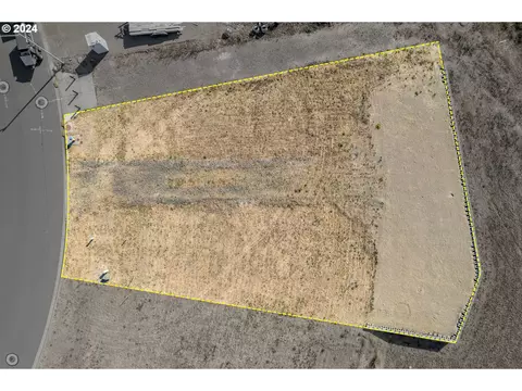 1554 John Day Dr, Eugene, OR 97408 photo 1