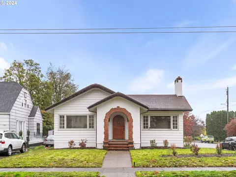 3404 NE Fremont St, Portland, OR 97212