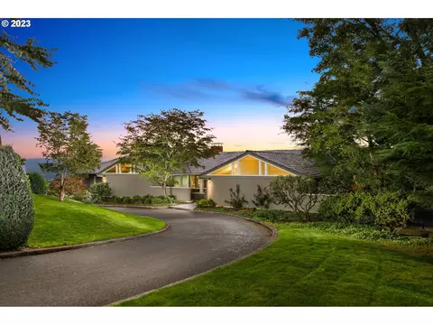 3118 SW Fairmount Blvd, Portland, OR 97239