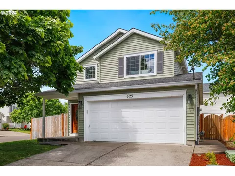 625 N 20th Pl, Cornelius, OR 97113