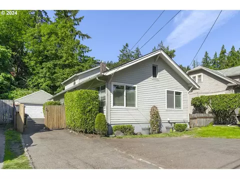 21815 Willamette Dr, West Linn, OR 97068
