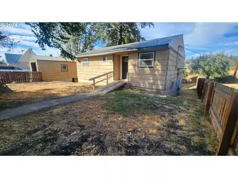 221 NW 2nd St, Goldendale, WA 98620
