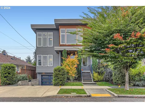 5045 SE Ramona St, Portland, OR 97206