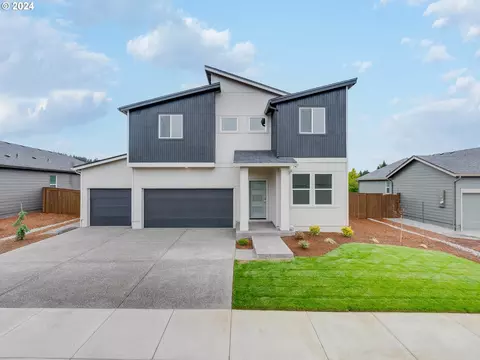 1813 W 14th Ave, La Center, WA 98629