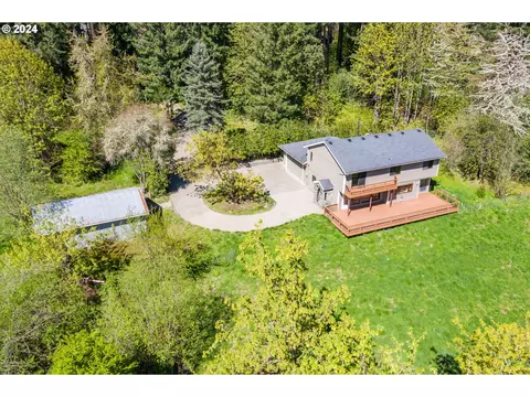 16690 SW High Hill Ln, Beaverton, OR 97007