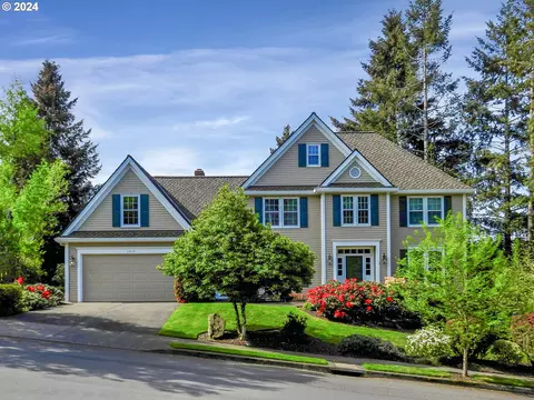 3818 Fairhaven Dr, West Linn, OR 97068