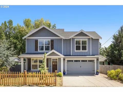 14106 SE Lee Ave, Milwaukie, OR 97267