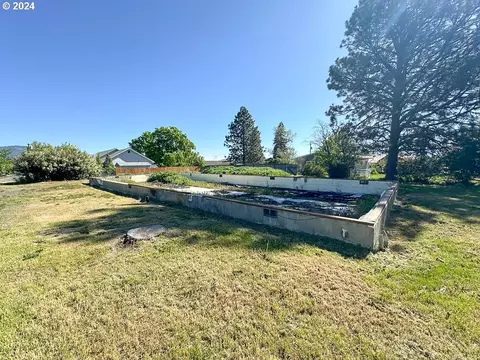 1101 C Ave, La Grande, OR 97850