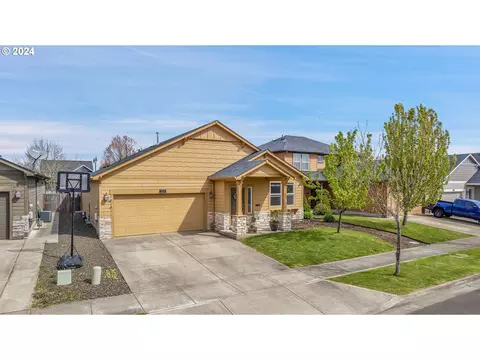 1213 35th Ave, Forest Grove, OR 97116
