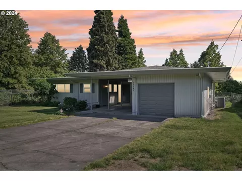 13541 NE Brazee Ct, Portland, OR 97230
