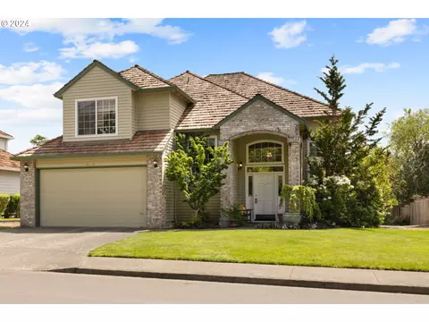10710 SW Naeve St, Tigard, OR 97224