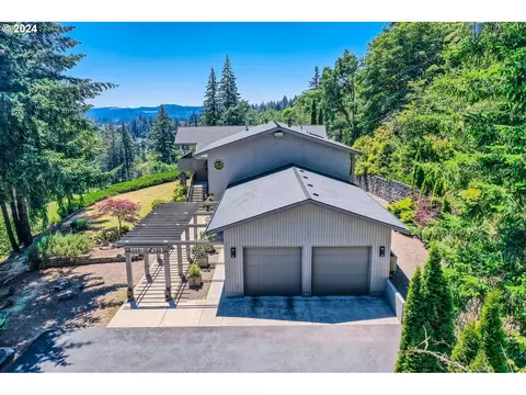 16200 SE Hagen Rd, Happy Valley, OR 97086