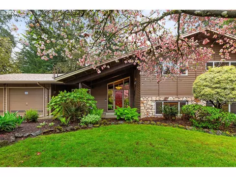 2515 NE 104th St, Vancouver, WA 98686