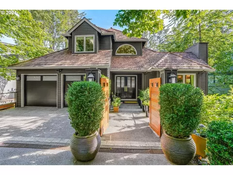 2610 SW Fairmount Blvd, Portland, OR 97239