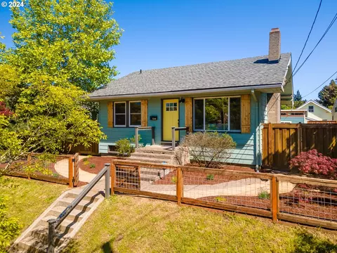7248 N Macrum Ave, Portland, OR 97203