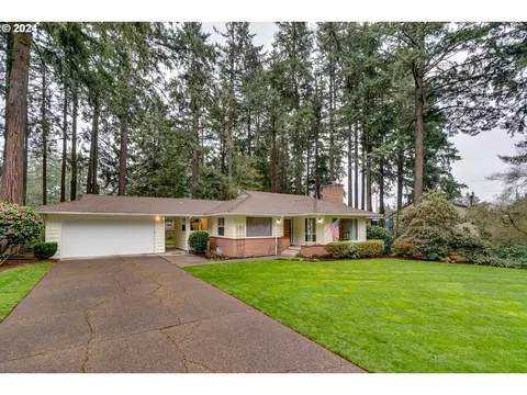610 NE 150th Pl, Portland, OR 97230