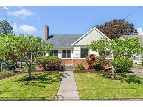 1825 SE 55th Ave, Portland, OR 97215
