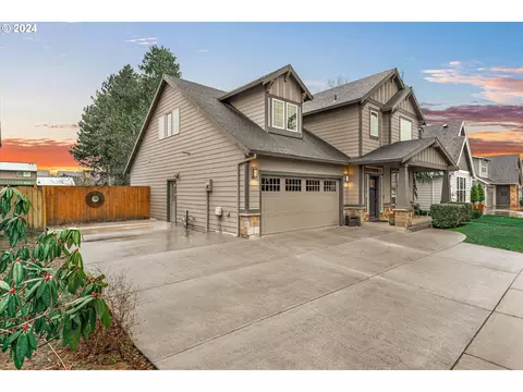 12698 Swallowtail Pl, Oregon City, OR 97045