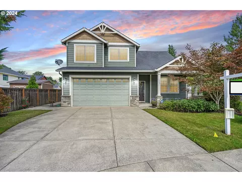 4851 SE 3rd Ct, Gresham, OR 97080