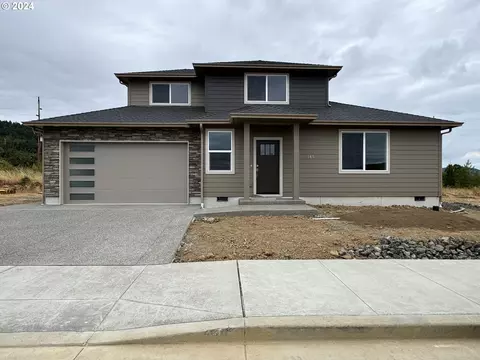 165 Coles Valley St, Sutherlin, OR 97479