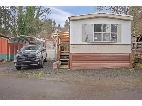 29063 Hirtzel Rd #4, Rainier, OR 97048