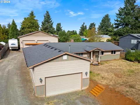 21615 S Cloudview Dr, Oregon City, OR 97045
