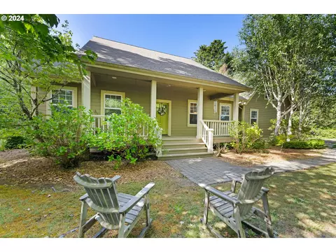 53870 Beach Loop Rd, Bandon, OR 97411