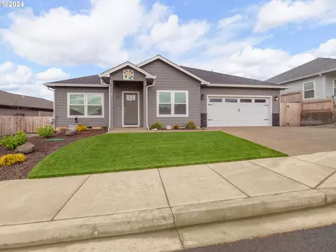 847 Medina Ave, Sutherlin, OR 97479