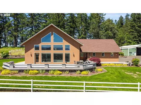 40525 Comfort Ln, Sweet Home, OR 97386