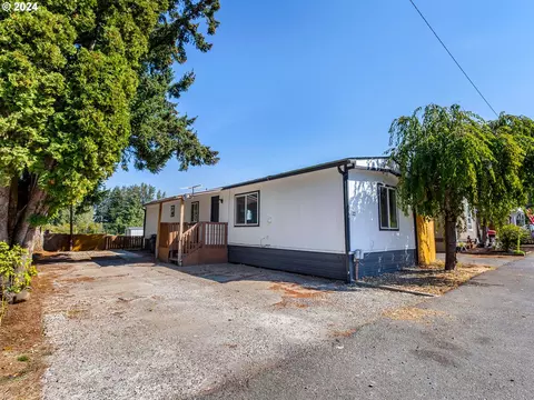 23421 S Highway 213 #22, Oregon City, OR 97045
