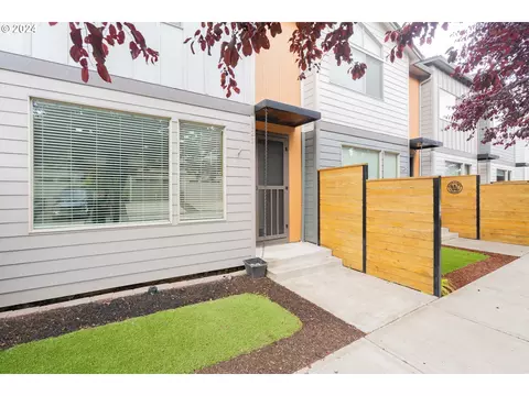 121 N 44th Pl, Ridgefield, WA 98642