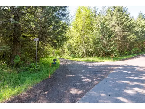 Undisclosed, Longview, WA 98632