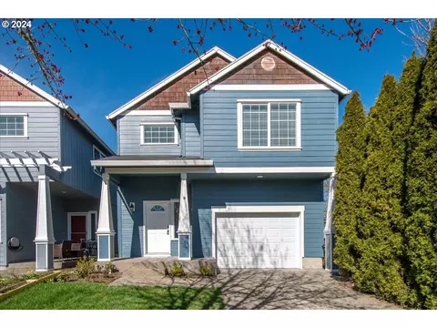 17701 SW Lawton St, Beaverton, OR 97003