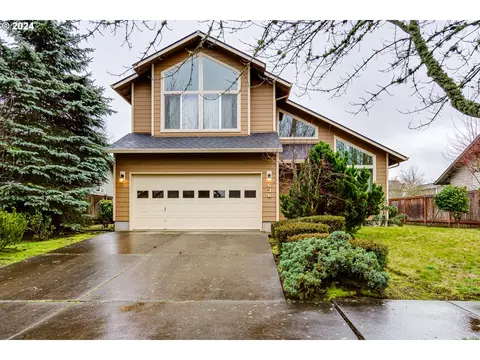 536 Sweetwater Ln, Eugene, OR 97404
