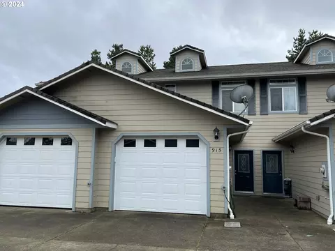 915 Jasper Ln, Florence, OR 97439