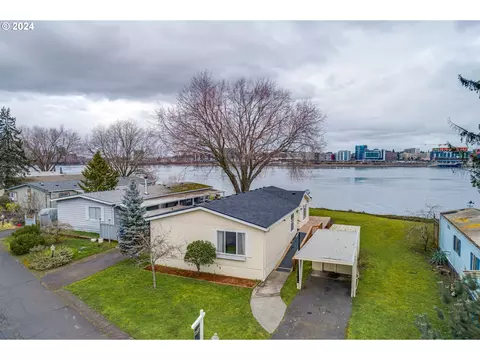 1501 N Hayden Island Dr #97C, Portland, OR 97217