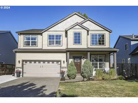 52220 SE 8th St, Scappoose, OR 97056